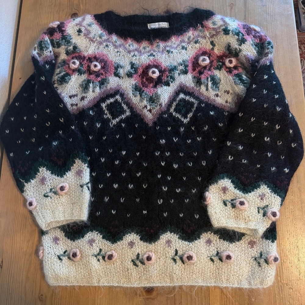 Vintage Jennifer Reed Hand Knitted Mohair Floral Rosette Sweater Black Pink 3D